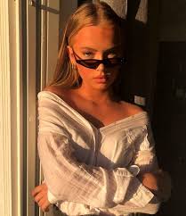 Maybe you would like to learn more about one of these? Trans Birey Oldugunu Kimseye Inandiramadi Iste Norvecli Emma Ellingsen In Degisimi Foto Galerisi 12 Resim