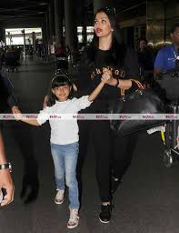 Aaradhya Bachchan Is Already A Poser Proof In Pics Aaradhya Looks Adorable In This Candid Click Indeed she is as beautiful as her mother and looks utterly cute in the picture. inuth com