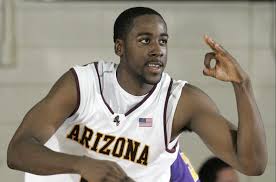 Nba player for the brooklyn nets. James Harden Without A Beard Isn T The Same Person Photos Fanbuzz