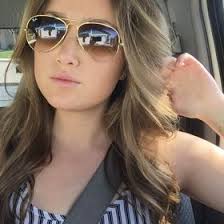 Hailey Jacobson (hailey2853)