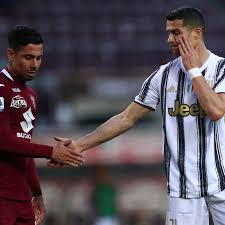 Federico chiesa has hailed juventus teammate aaron ramsey as 'no ordinary player' ahead of but chiesa, who spent last season on loan at juventus from fiorentina and scored the coppa italia final. Manu S Grab Bag Another One Black White Read All Over