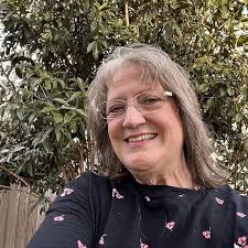 Vickie Prater's Instagram, Twitter & Facebook