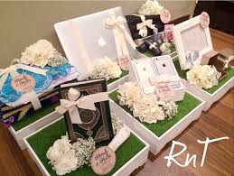 Pin By Roz Eta On Hantaran Name Tag Wedding Gift Boxes Wedding Gifts For Bride And Groom Wedding Gifts