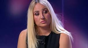 Condenan a los productores Óscar Cornejo y Adrián Madrid a dos años de cárcel por revelar en televisión un episodio de Rocío Flores cuando era menor