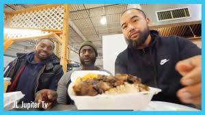 A Royal Feast At King S Kitchen Willingboro Nj In 2020 Soul Food Feast Fish Sandwich