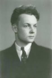 Can you edit old photos to look like we are together?