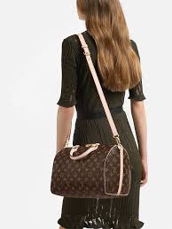 Updated as of december 2020. The 15 Best Louis Vuitton Bags Of All Time Most Popular Lv Bags