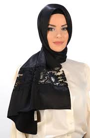 Tafta Sal Dantelli Sal Karacabutik Karaca Pudra Ton Pudra Www Karacabutik Com Tesettur Gaya Model Pakaian Model Pakaian Selendang