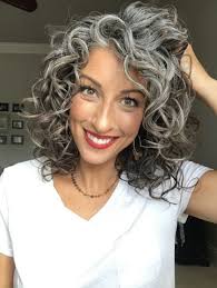 No More Hair Coloring! Here are the Most Beautiful Hairstyles for Gray Hair