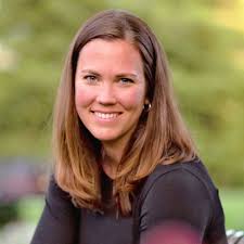 Desiree Stover's Instagram, Twitter & Facebook