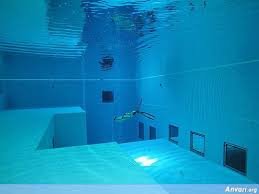 Deepest Pool In The World Amazing Swimming Pools Deep Pool Deepest Swimming Pool