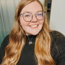 Need my next audiobook loved Colleen hover and Lucy score etc