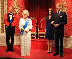 Madame tussauds is de naam van verscheidene wassenbeeldenmusea over de gehele wereld. Madame Tussaud London Forever