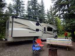 The best argument for a smaller rv is that larger rvs won't fit in the rv campgrounds at the national parks. State And National Park Rv Size Limit Length Restrictions