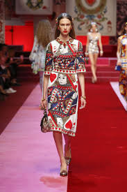 discover videos and pictures of dolce gabbana summer 2018 womenswear fashion show on dolcegabbana com fashion fashion week colorful fashion pinterest