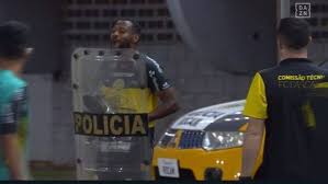 Time foi considerado culpado por inscrever jogador amador na partida contra o paraná clube. Fc Cascavel 5 X 0 Rio Branco Como Foi O Jogo Nas Quartas Do Paranaense