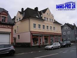 Die immobilie liegt zentral im ort, der nächste bahnhof ist nur wenige gehminuten entfernt. Wohnung Mieten Mietwohnung In Biedenkopf Immonet