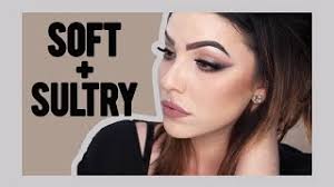 SOFT AND SULTRY BOUDOIR EYES