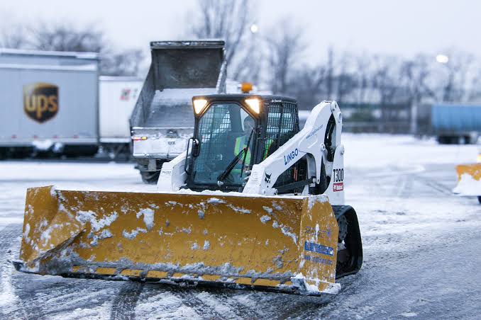 Commercial Snow Removal Pricing: 3 Models Compared