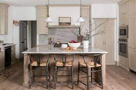 A simple idea that can save both time and energy, the work triangle connects the three main work areas: 20 Simple Yet Stunning Kitchen Design Ideas