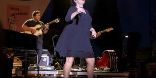 Youtube maurane toutes les mamas. Videos Les Cinq Chansons Qui Ont Marque La Carriere De Maurane