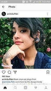 Selena Combs's Instagram, Twitter & Facebook