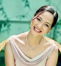 NSND Lê Khanh thời trẻ đẹp tựa nữ thần