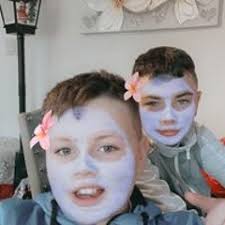 Stream Darren Nolan music