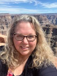 Throwback Thursday 📷 Comment with a photo of your favorite vacay!