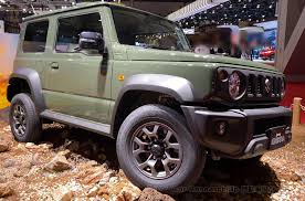 新型【ジムニー】マイナーチェンジいつ？5型まだ?一部仕様変更4型は2024年4月11日発売、一律99,000円値上げ、リアパーキングセンサー標準装備で法規対応、5ドアの同時発売無し、受注停止せずに移行【スズキ最新情報】現行JB64軽自動車、JB74のAT車は納期約1年、特別仕様車  ...