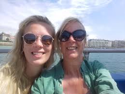 Looking for family of Thomas and Eliza Johnston. They had at least 2  children