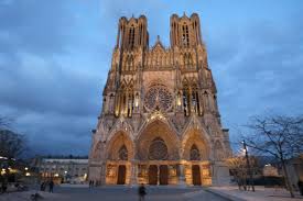 Quelles sont les communes françaises les plus peuplées ? Le Top 10 Des Villes Les Plus Ensoleillees De France Escale De Nuit