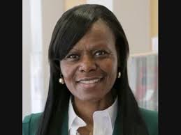 United Way to hold "Take a Walk in Her Shoes" Event