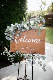 Wunderschone Diy Hochzeitsdekoration Auf Ein Budget Ideen 00018 00018 Auf Budget Diy In 2020 Hochzeit Willkommensschilder Hochzeitsschilder Hochzeitsdekoration