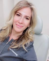 Sherrie Johnston's Instagram, Twitter & Facebook