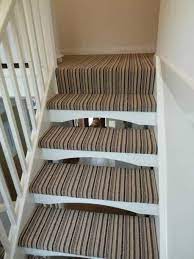 Open Stair Carpet Runner Installing A Carpet Runner In An Open Stair Carpetrunnersforsalenearme Carpet Stairs Hallway Carpet Runners Open Stairs