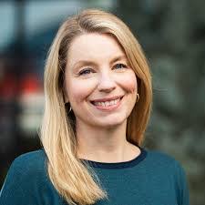 Heather Sparks's Instagram, Twitter & Facebook