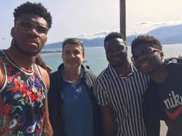 Jun 27, 2021 · ολυμπιακός: Sta Merh Mas O Mvp Toy Nba Giannhs Antetokoynmpo Me Ta Aderfia Toy Agrinionews