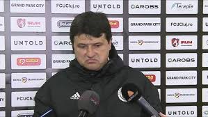 În total, fostul portar a stat 20 de meciuri pe bancă la prima sa experienţă ca. Video Adrian Falub Antrenor U Cluj DupÄƒ A 11 A RemizÄƒ Din Ultimele 14 Etape Am Luat Un Gol CopilÄƒresc