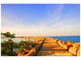 Ia juga menjadi pilihan pedagang dan angkatan perang dari sumatera serta mereka sering membuka kampung di sini. Tempat Menarik Di Marang Terengganu Desainrumahid Com