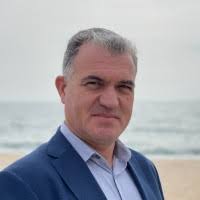 2 "Armando Dias Correia" profiles