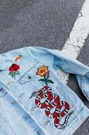 Here's everything you need to know about upgrading your denim. Diy Embroidered Patch Denim Jacket Honestly Wtf
