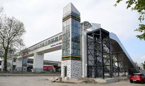 May 20, 2021 · vezirköprü ilçesinin girişinde 2017 yılında yapılan yaklaşık 5 metrelik yassı semaver anıtı, son günlerde sosyal medyada eleştiri konusu oldu.i̇lçeye özgü coğrafi işaret tescili. Samsun Buyuksehir Belediyesi