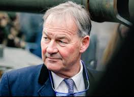 Lee Boucher (boucher_lee@)