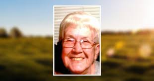 Deanna Dowell's Instagram, Twitter & Facebook