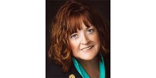 Jennifer Embree's Instagram, Twitter & Facebook