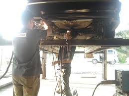Pada kereta yang lebih tua, kipas dipasang dengan ketat pada poros engkol, sehingga memiliki pemacu tetap. Tukar Muffler 28 07 2011