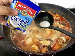 Apa saja bahan yang digunakan untuk membuat tomyam ayam bersantan? Aku Sis Lin Resepi Masak Tomyam Bersantan