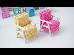 Minyatur Koltuk Yapimi Kendin Yap Barbie Koltuk Yapimi Youtube Barbie Furniture Bebek Koltuklari Koltuklar