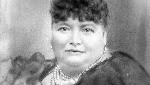 Story of the circus fat lady has many twists